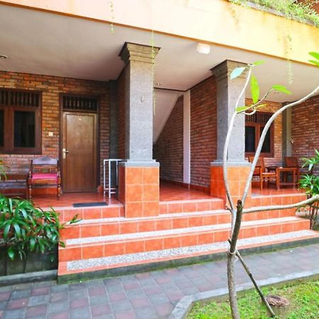 Kedin'S Inn Denpasar Extérieur photo