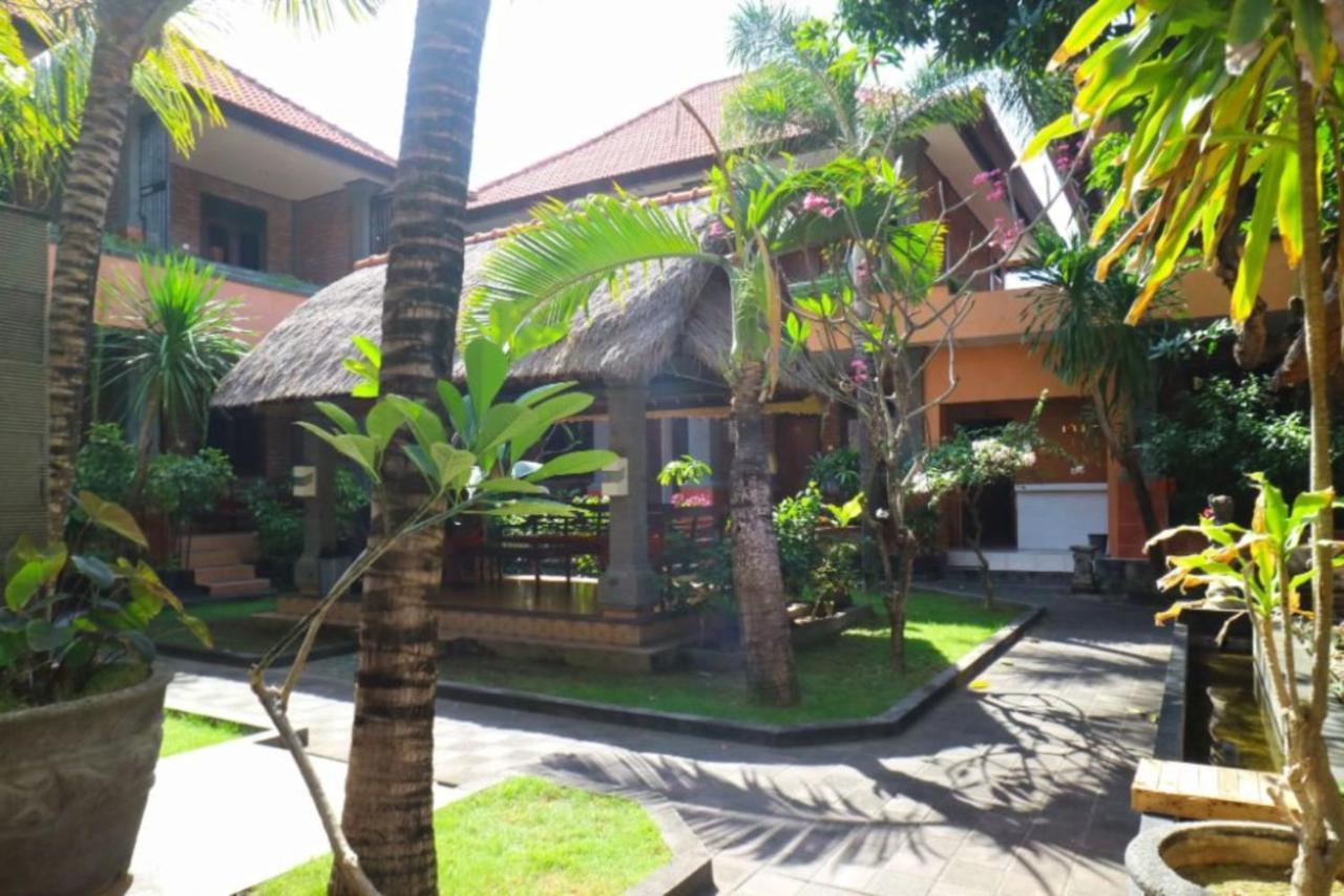 Kedin'S Inn Denpasar Extérieur photo