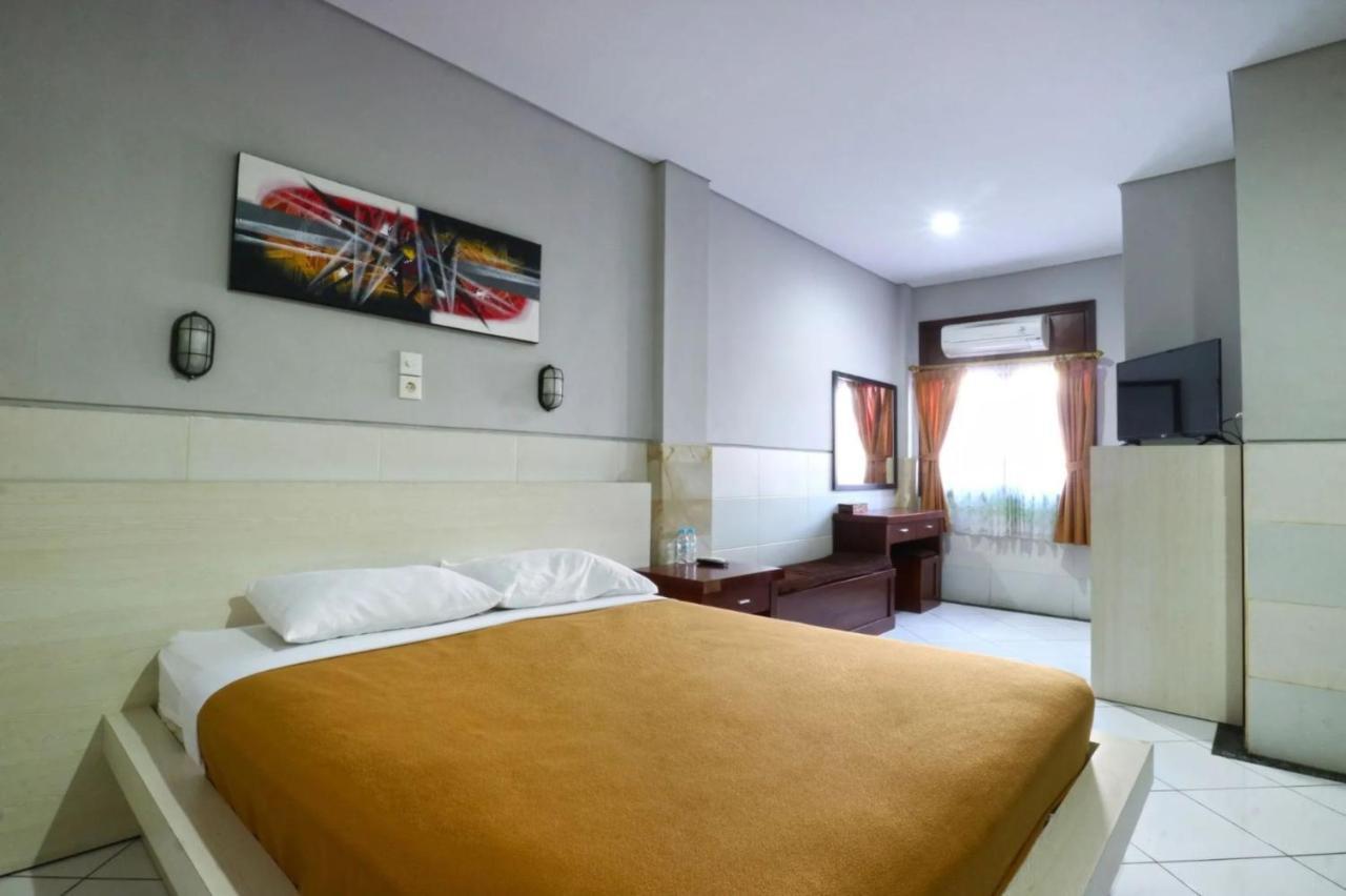 Kedin'S Inn Denpasar Extérieur photo