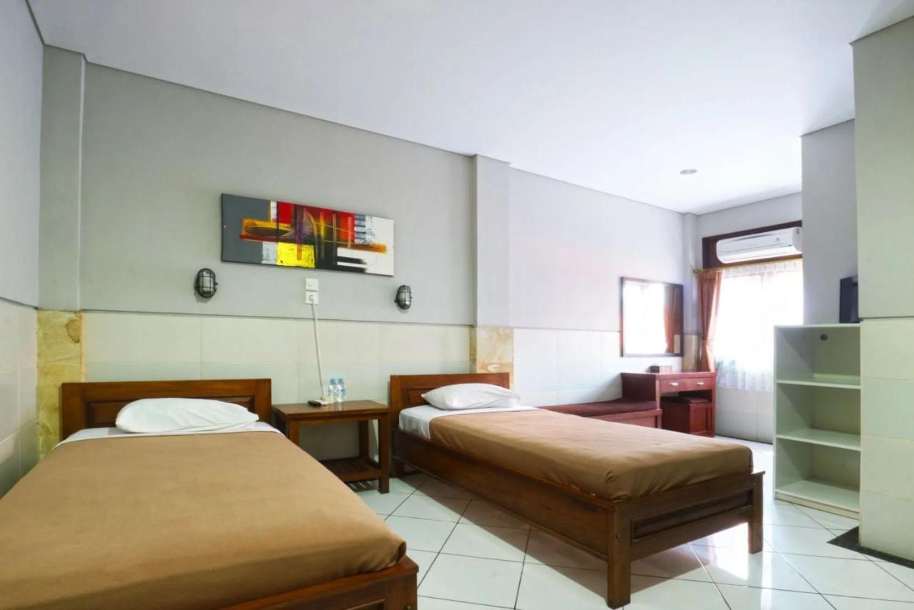 Kedin'S Inn Denpasar Extérieur photo