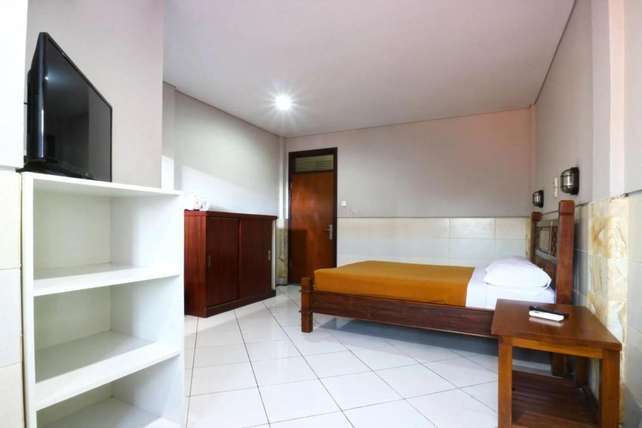 Kedin'S Inn Denpasar Extérieur photo