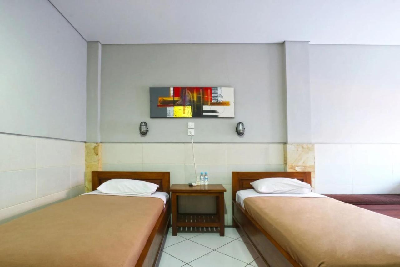 Kedin'S Inn Denpasar Extérieur photo