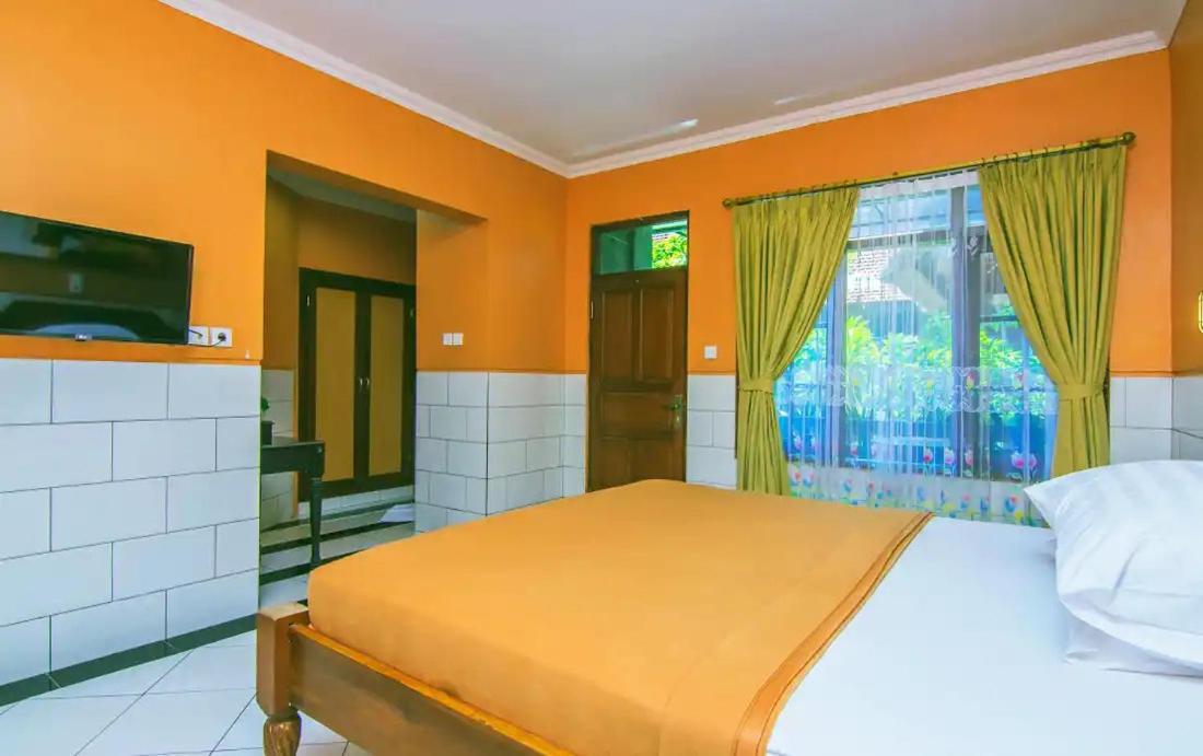 Kedin'S Inn Denpasar Extérieur photo
